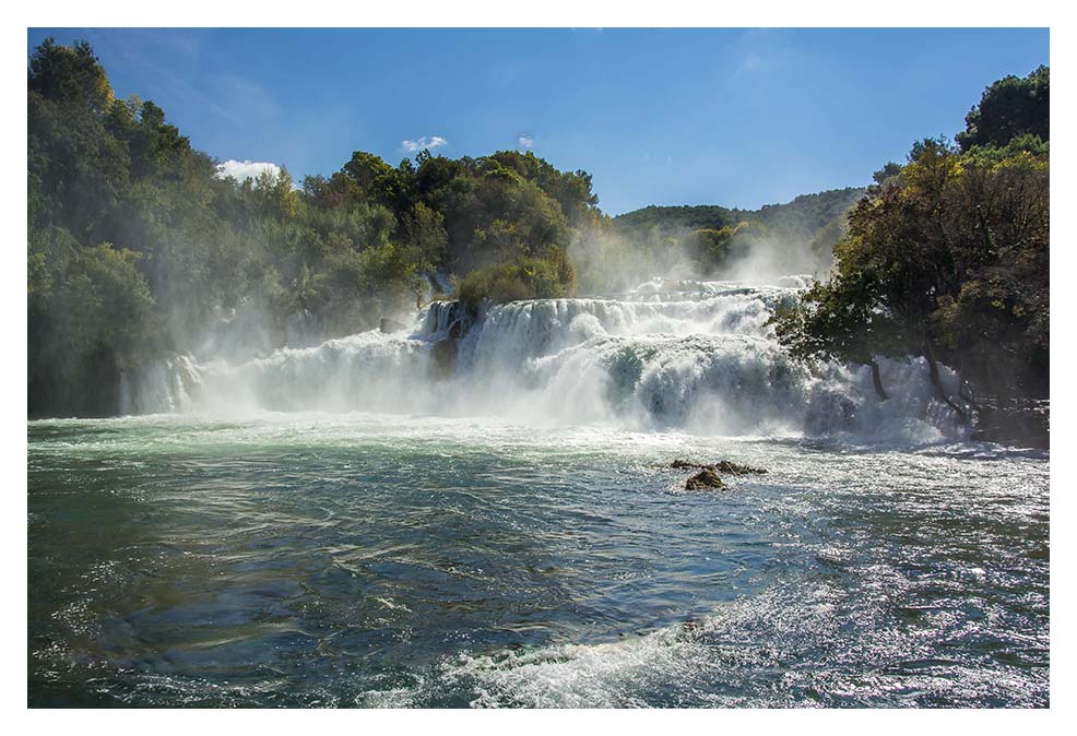 Open to visitors all year long, Krka national park will welcome you to its seven travertine barriers. This wealth of brackish water ends at the majestic last fall, Skradinski buk, which is commonly described by using superlatives, such as the most beautiful, the tallest, the most visited... discover the truth of these reports for yourself.